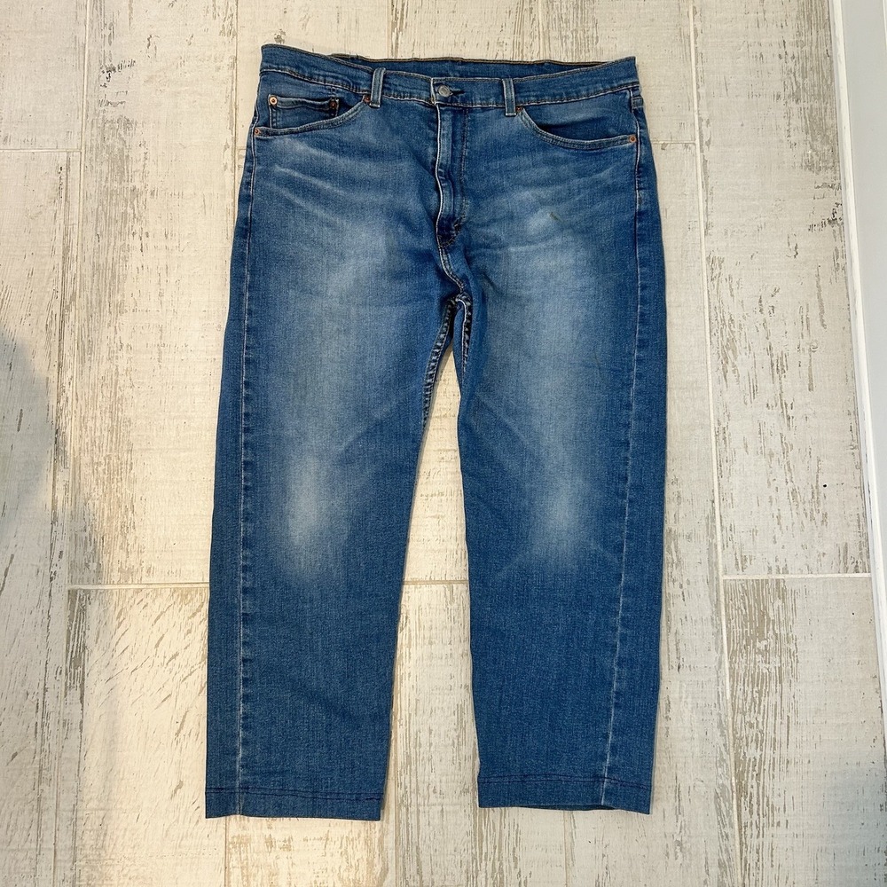Levi's Men's 505 Jeans Denim Size 40 W X 26.5" L (actual) Medium Blue For SHORTS